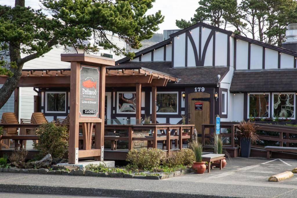 Cannon Beach Vibes, Steps To The Beach,Wifi,3 Full Bedroom En Suites With 3 Fireplaces,Near Downtown Exterior foto